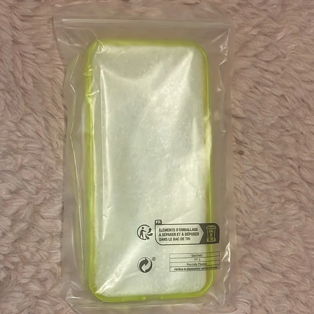 NWT IPHONE 12 PRO MAX CASE